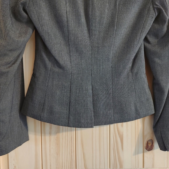 H&M Blazer Fitted One-Button Suit Jacket - Picture 4 of 12